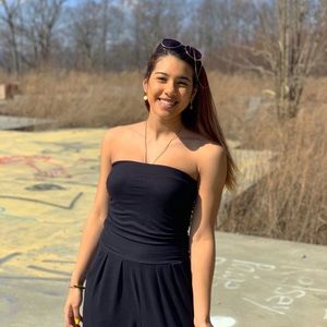 Meet your Posher, Kayla